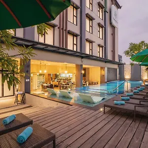 Hotel Kamaniiya Petitenget Seminyak